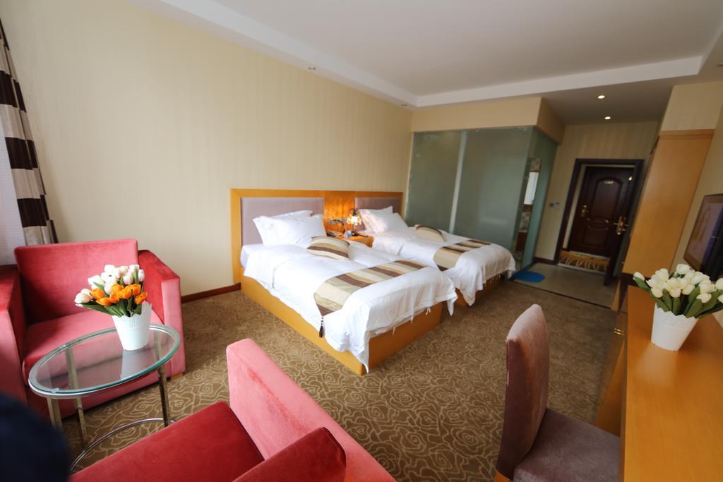 Panshan Tingquan Tuwo Holiday Resort Leshan Room photo