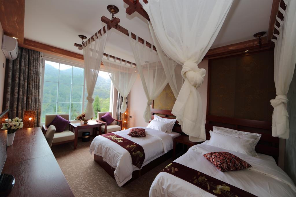 Panshan Tingquan Tuwo Holiday Resort Leshan Room photo