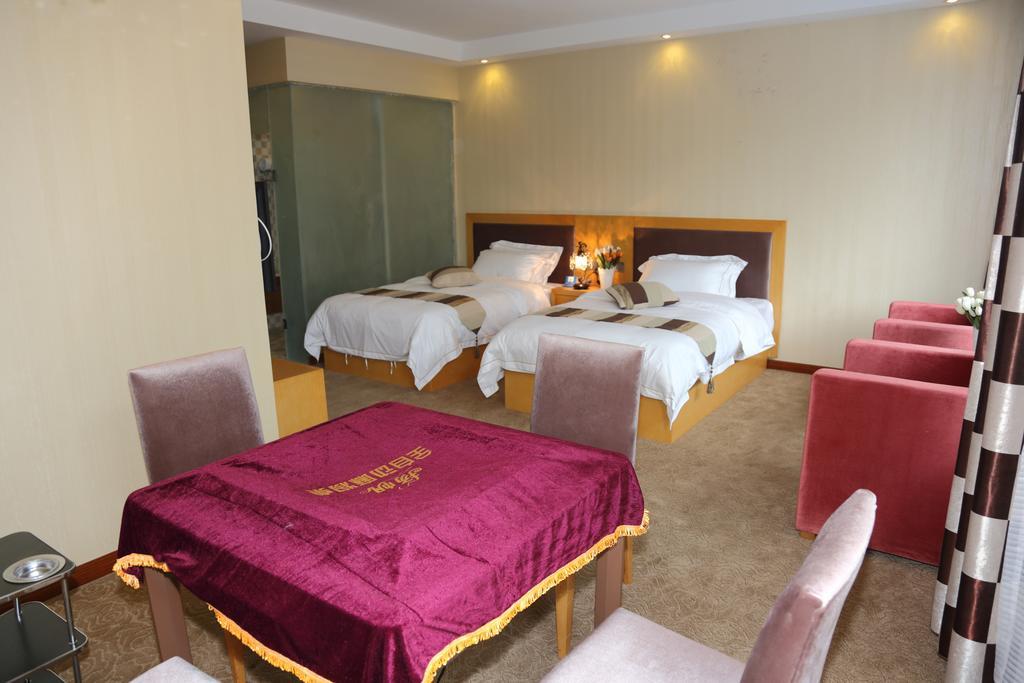 Panshan Tingquan Tuwo Holiday Resort Leshan Room photo